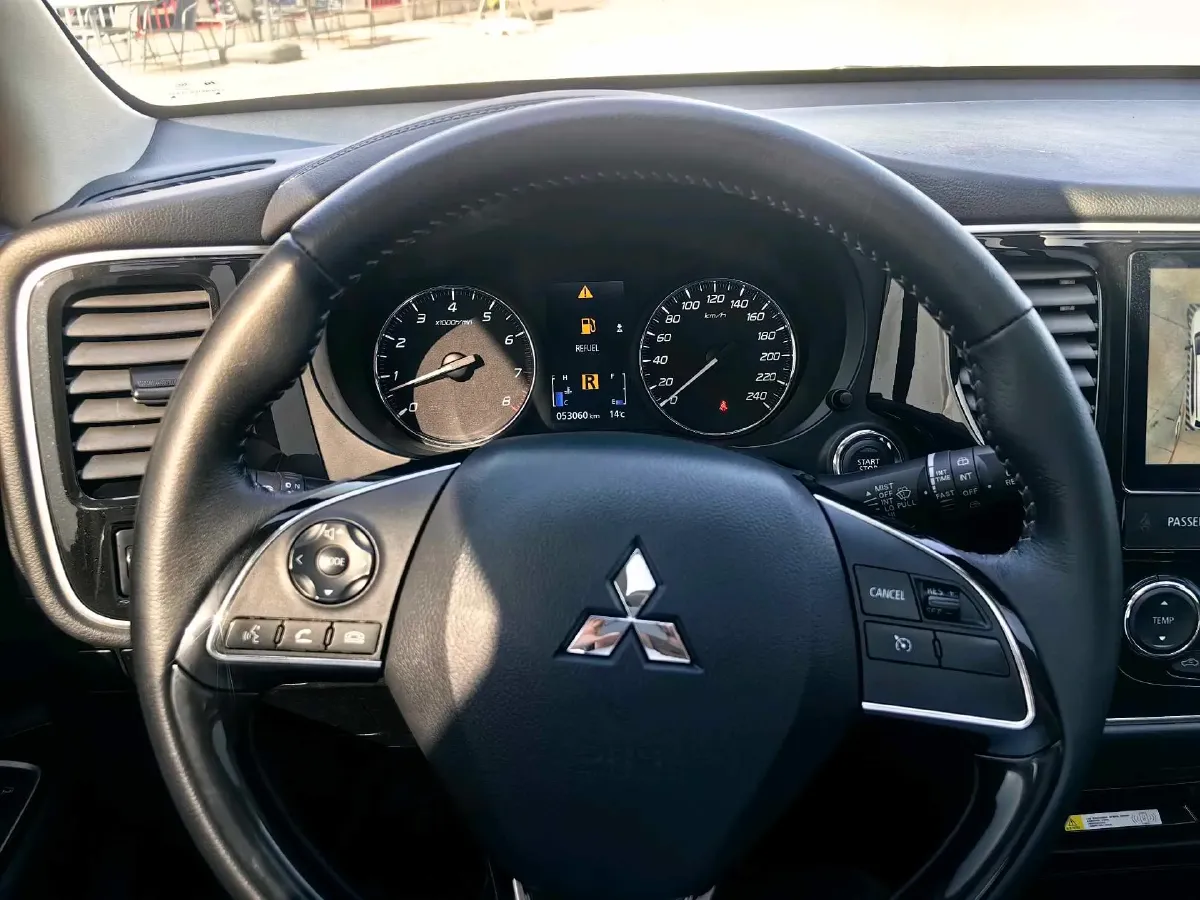 2020 Mitsubishi Outlander 2.0L 166HP L4 CVT,autocango,china used car exporter,china ev exporter,chinese used car exporter,chinese used ev exporter