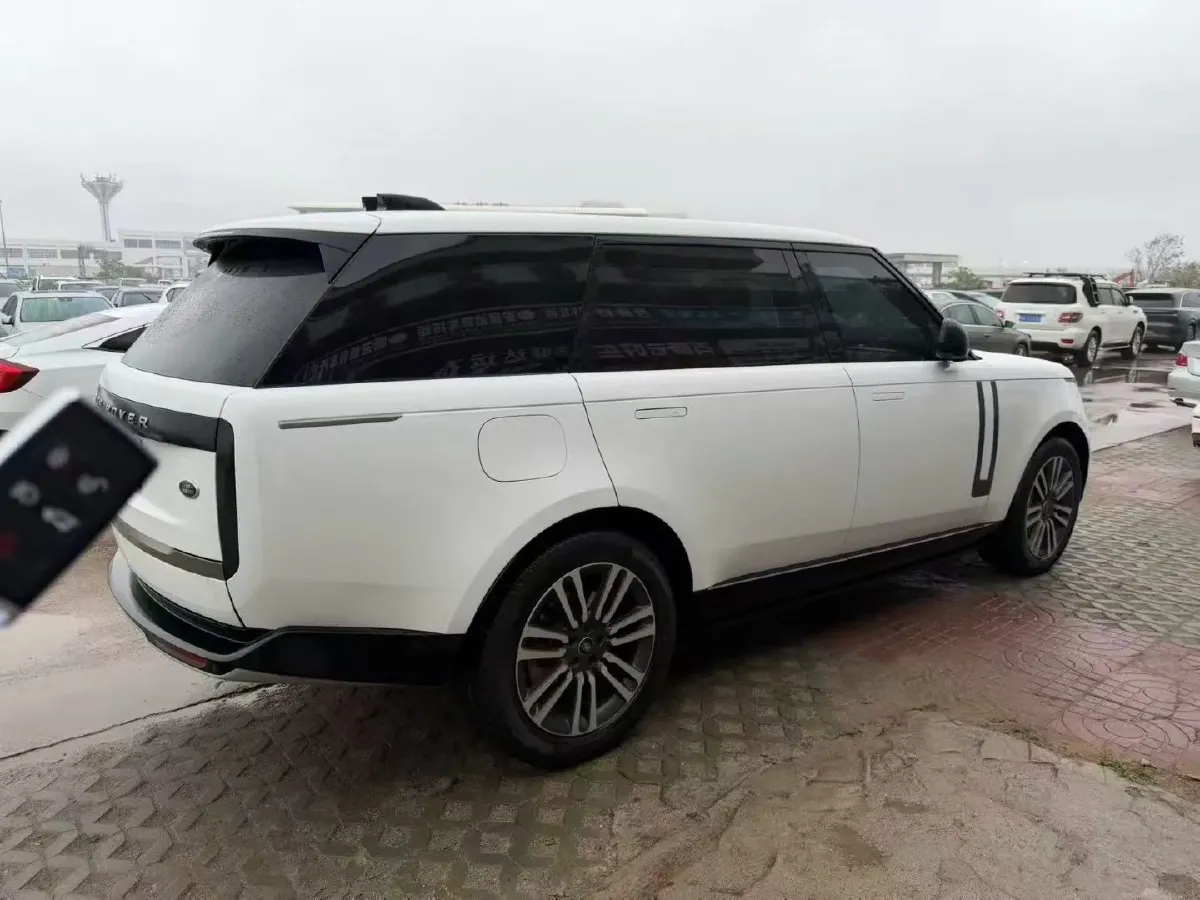 2024 Land Rover Range Rover 3.0T 400HP L6 8AT,autocango,china used car exporter,china ev exporter,chinese used car exporter,chinese used ev exporter