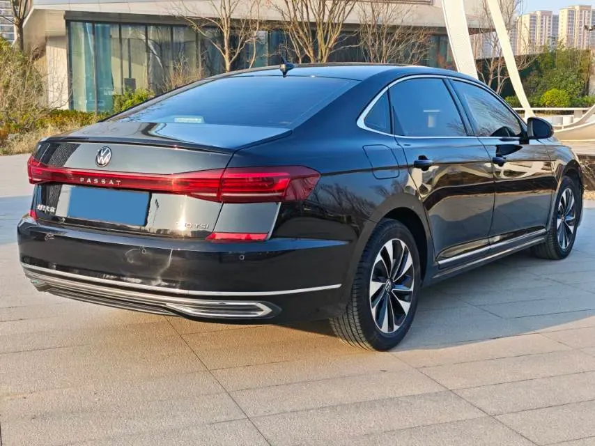 2023 Volkswagen Passat 2.0T 186HP L4 7DCT,autocango,china used car exporter,china ev exporter,chinese used car exporter,chinese used ev exporter