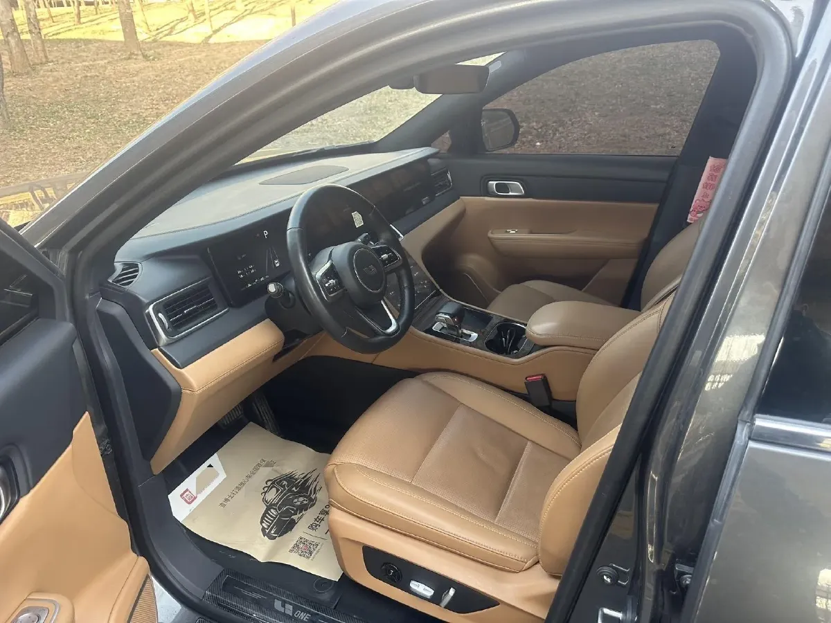 2021 Li ONE Range Extended 131HP REEV 40.5KWH,autocango,china used car exporter,china ev exporter,chinese used car exporter,chinese used ev exporter