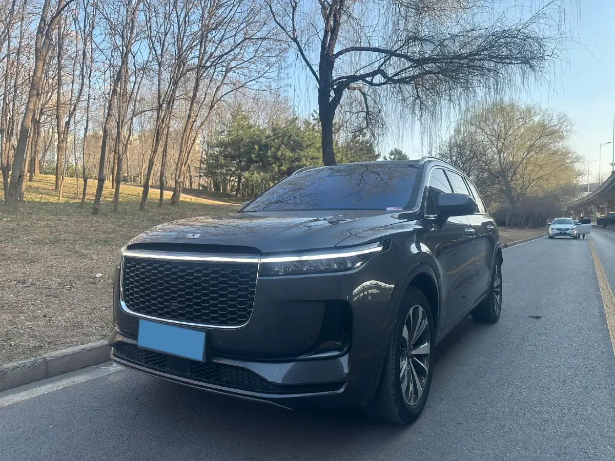 2021 Li ONE Range Extended 131HP REEV 40.5KWH,autocango,china used car exporter,china ev exporter,chinese used car exporter,chinese used ev exporter