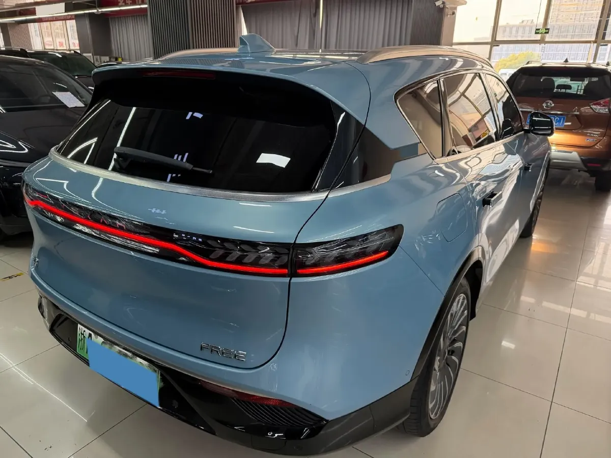 2021 Voyah FREE Range Extended 109HP REEV 33KWH,autocango,china used car exporter,china ev exporter,chinese used car exporter,chinese used ev exporter