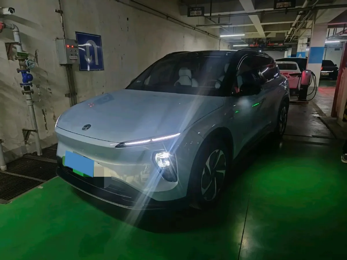 2023 NIO ES6 BEV 75KWH,autocango,china used car exporter,china ev exporter,chinese used car exporter,chinese used ev exporter