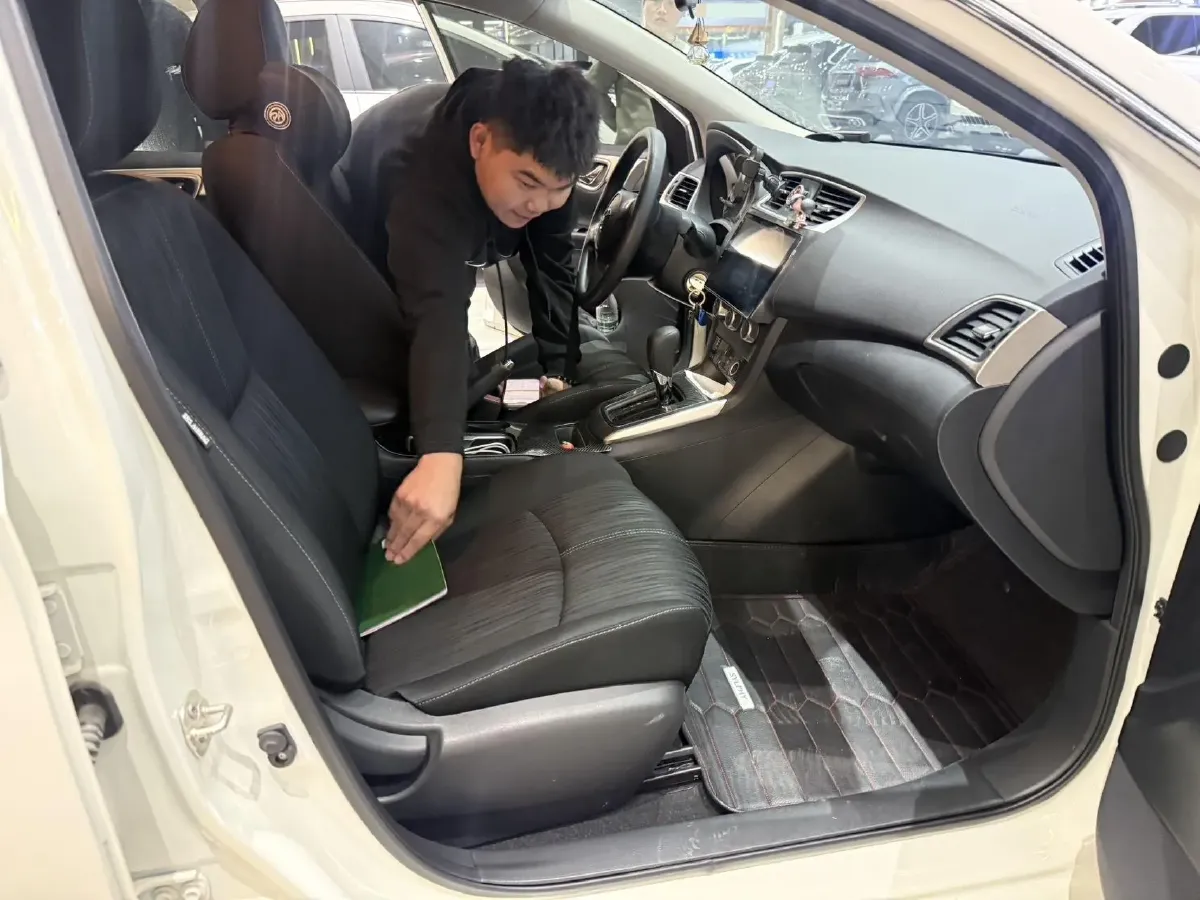 2022 Nissan Sylphy 1.6L 122HP L4 CVT,autocango,china used car exporter,china ev exporter,chinese used car exporter,chinese used ev exporter