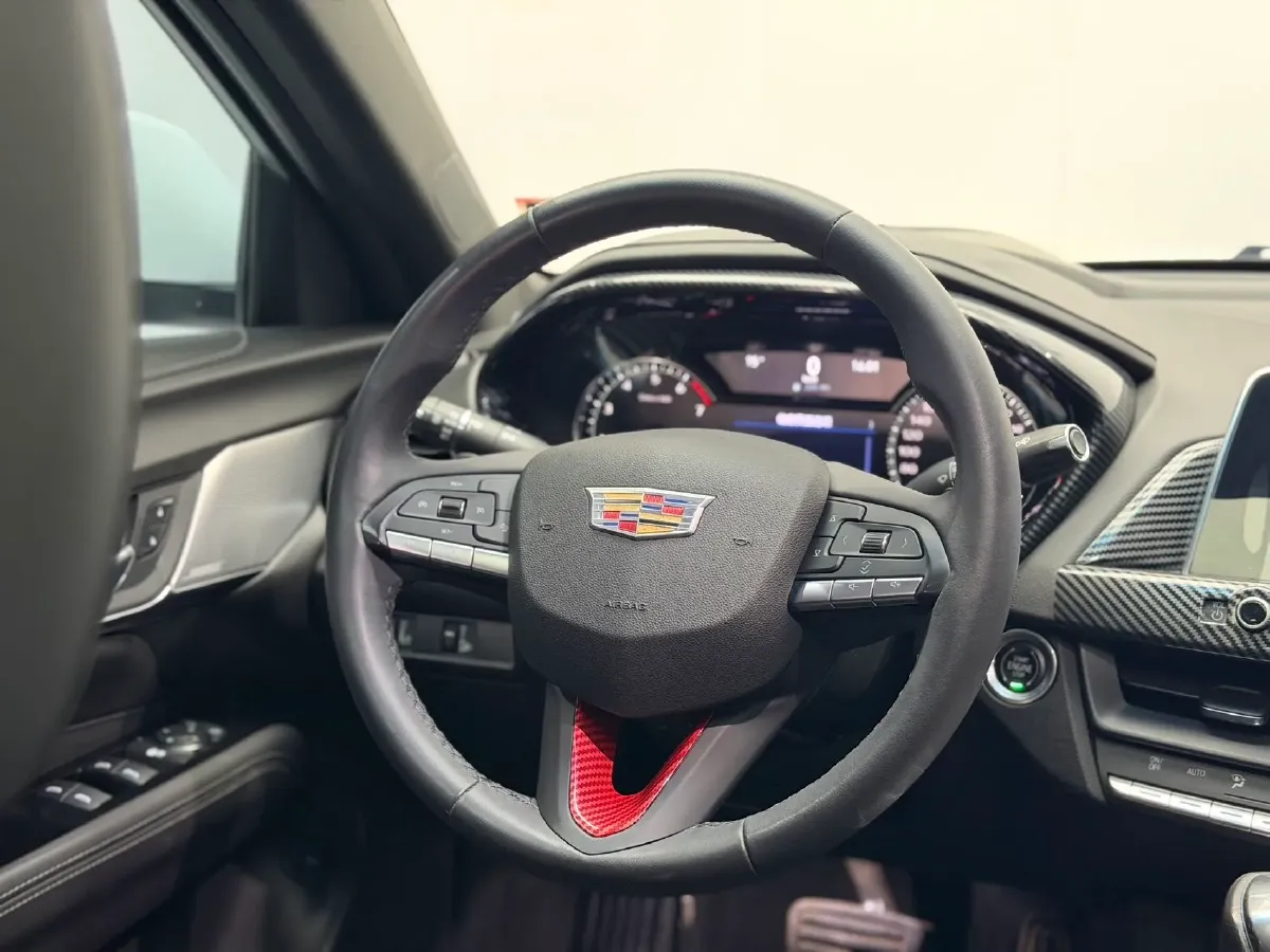 2021 Cadillac CT4 2.0T 237HP L4 8AT,autocango,china used car exporter,china ev exporter,chinese used car exporter,chinese used ev exporter