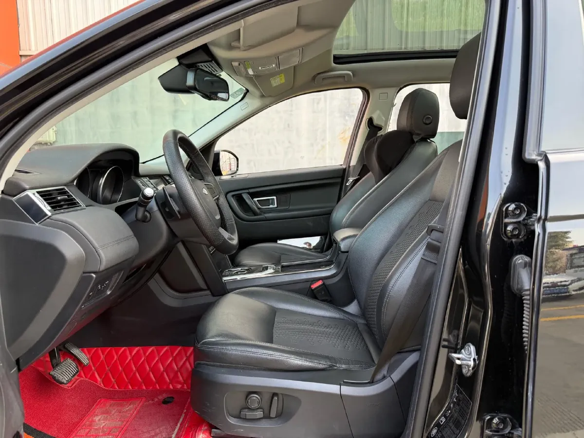 2018 Land Rover Discovery Sport 2.0T 200HP L4 9AT,autocango,china used car exporter,china ev exporter,chinese used car exporter,chinese used ev exporter