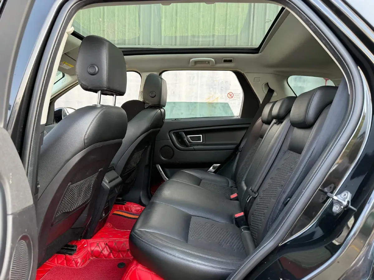 2018 Land Rover Discovery Sport 2.0T 200HP L4 9AT,autocango,china used car exporter,china ev exporter,chinese used car exporter,chinese used ev exporter