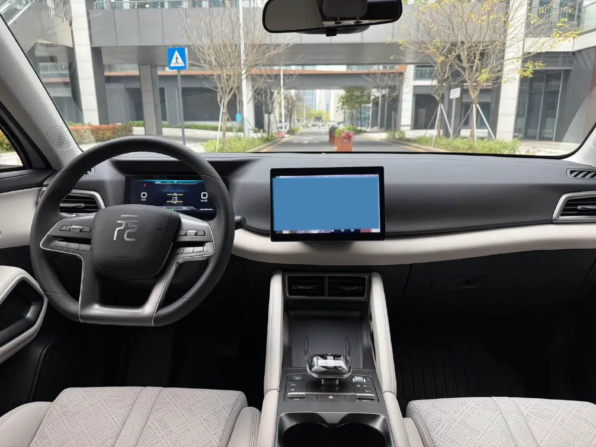 2024 BYD YuanUP BEV 45.12KWH,autocango,china used car exporter,china ev exporter,chinese used car exporter,chinese used ev exporter