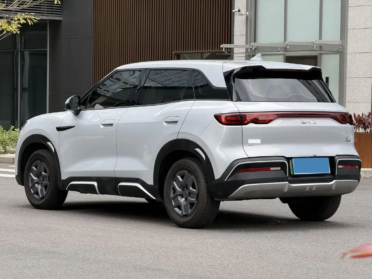 2024 BYD YuanUP BEV 45.12KWH,autocango,china used car exporter,china ev exporter,chinese used car exporter,chinese used ev exporter