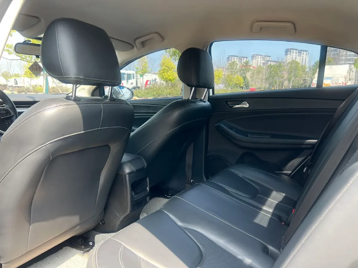 2020 Chery Arrizo 5 1.5L 116HP L4 CVT,autocango,china used car exporter,china ev exporter,chinese used car exporter,chinese used ev exporter