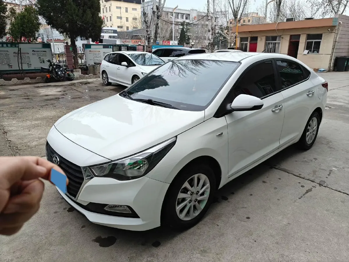 2016 Hyundai Verna 1.4L 100HP L4 6AT,autocango,china used car exporter,china ev exporter,chinese used car exporter,chinese used ev exporter