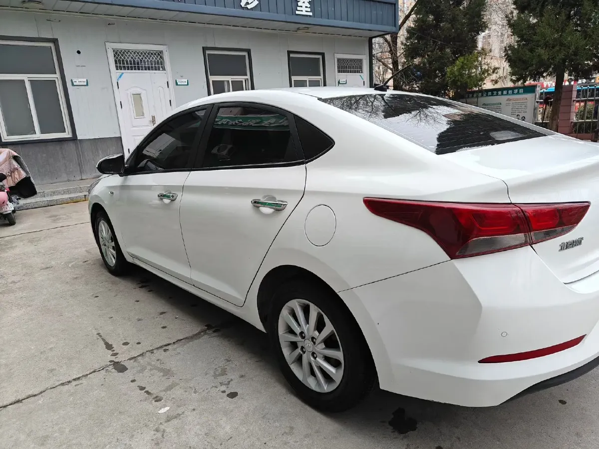 2016 Hyundai Verna 1.4L 100HP L4 6AT,autocango,china used car exporter,china ev exporter,chinese used car exporter,chinese used ev exporter