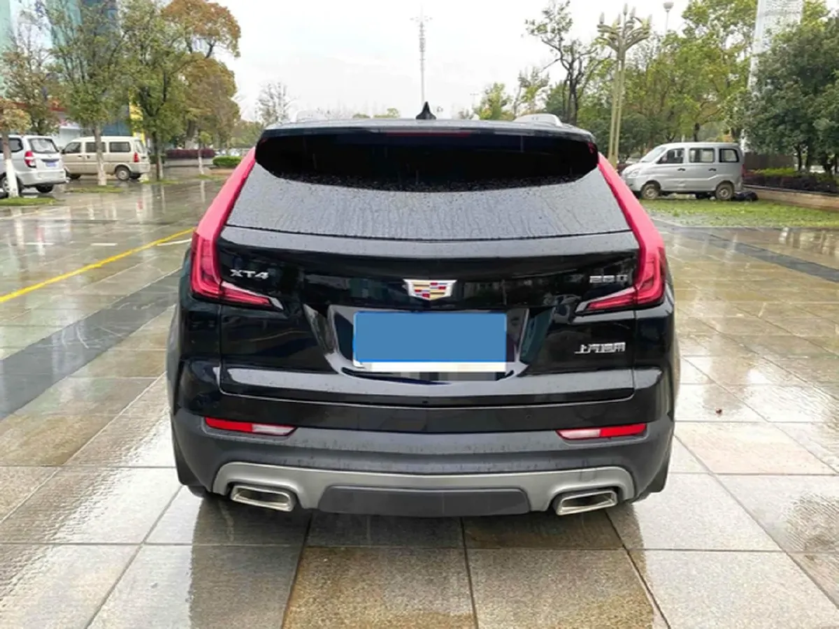 2021 Cadillac XT4 2.0T 237HP L4 9AT,autocango,china used car exporter,china ev exporter,chinese used car exporter,chinese used ev exporter