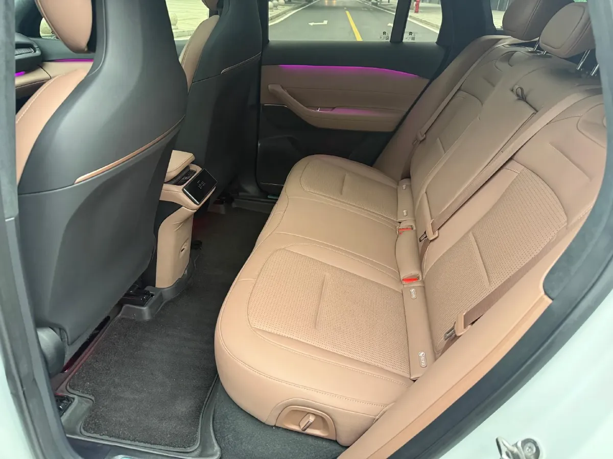 2024 NIO ES6 BEV 75KWH,autocango,china used car exporter,china ev exporter,chinese used car exporter,chinese used ev exporter