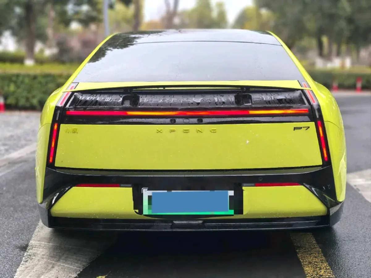 2025 Xpeng P7 BEV,autocango,china used car exporter,china ev exporter,chinese used car exporter,chinese used ev exporter