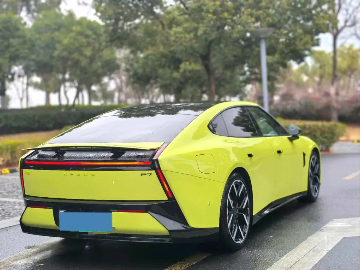 2025 Xpeng P7 BEV,autocango,china used car exporter,china ev exporter,chinese used car exporter,chinese used ev exporter