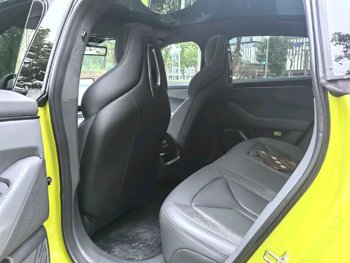 2025 Xpeng P7 BEV,autocango,china used car exporter,china ev exporter,chinese used car exporter,chinese used ev exporter