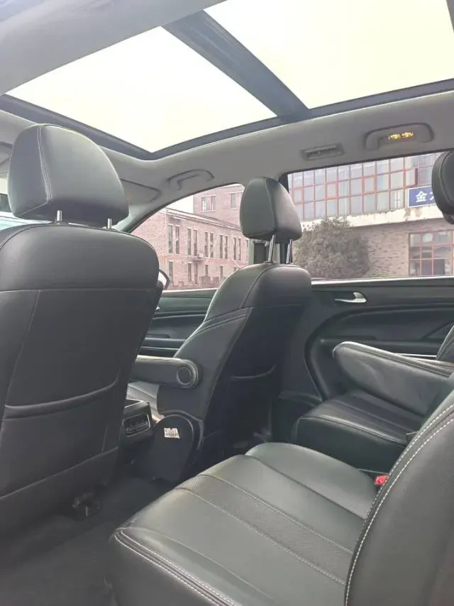 2021 GAC Trumpchi M6 1.5T 169HP L4 7DCT,autocango,china used car exporter,china ev exporter,chinese used car exporter,chinese used ev exporter