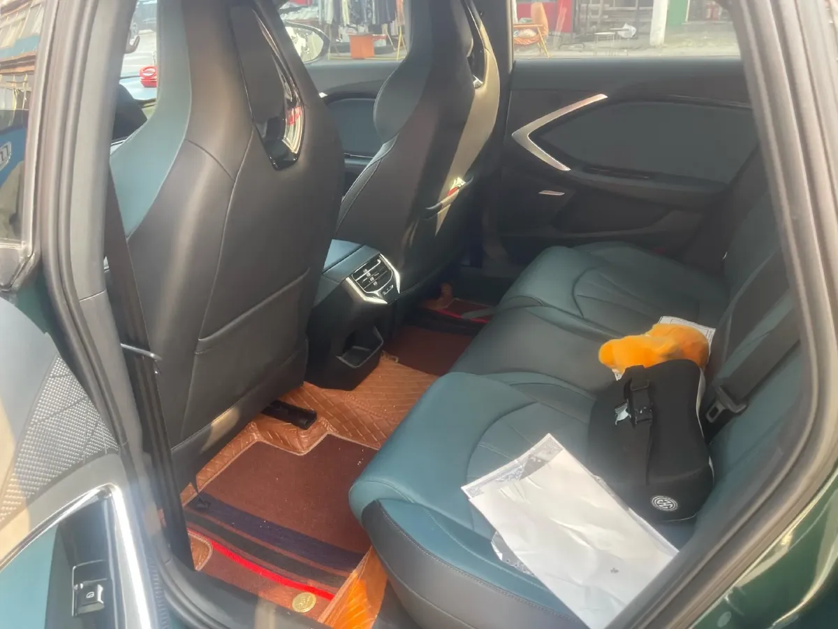 2025 MG 7 1.5T 188HP L4 7DCT,autocango,china used car exporter,china ev exporter,chinese used car exporter,chinese used ev exporter