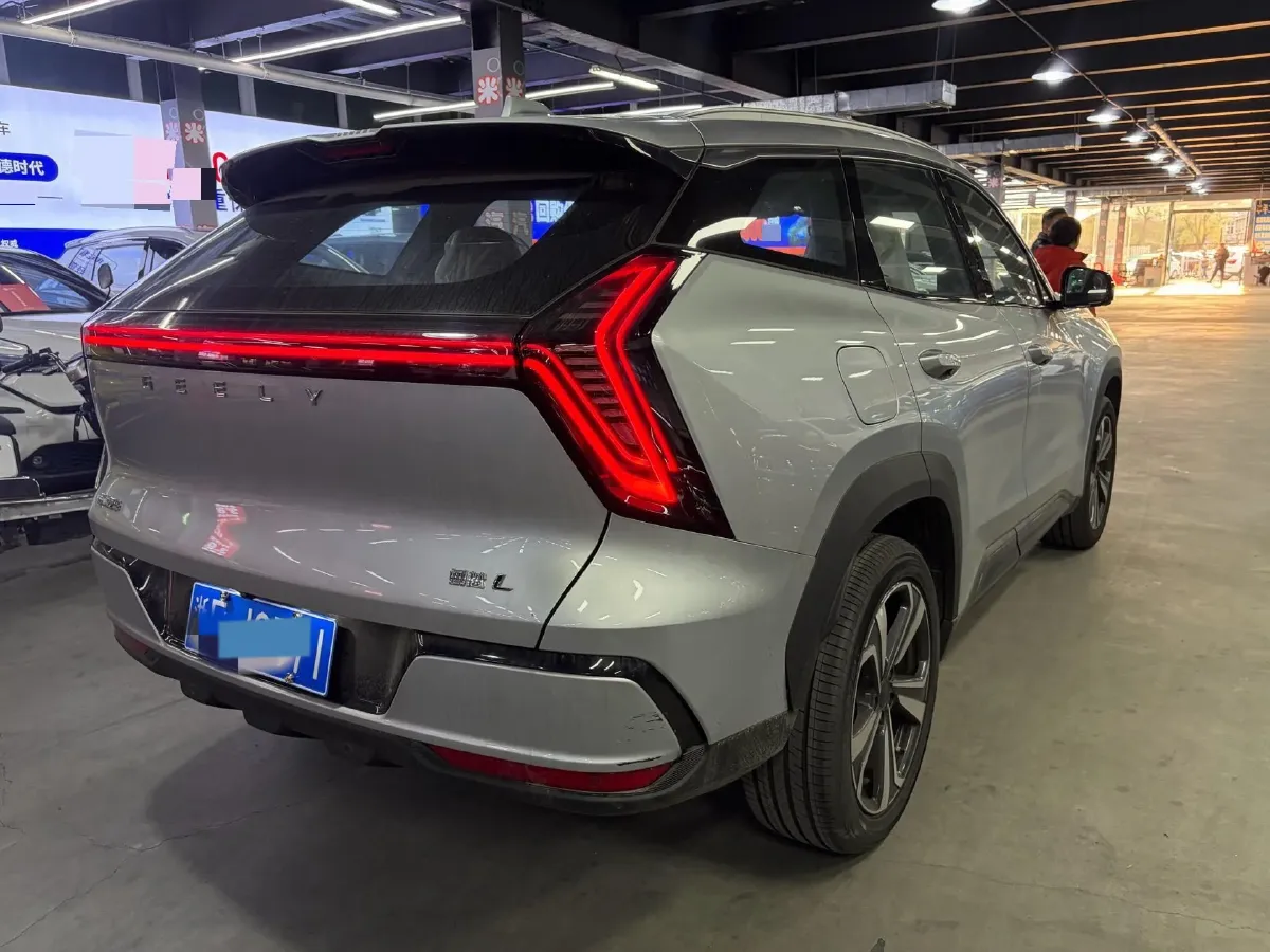 2025 Geely StarRay 1.5T 181HP L4 7DCT,autocango,china used car exporter,china ev exporter,chinese used car exporter,chinese used ev exporter