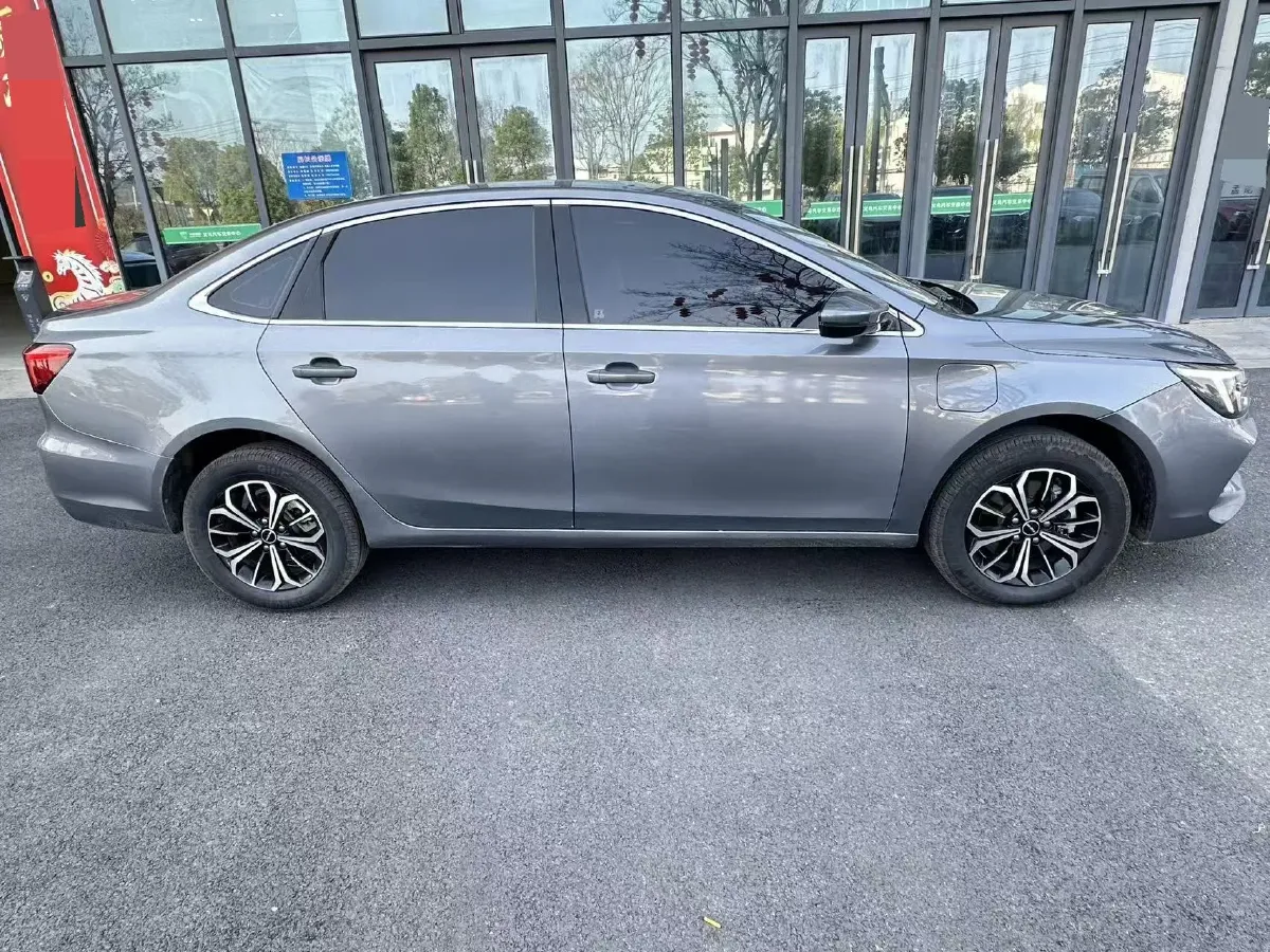 2022 Roewe RX5 eMAX 1.5T 169HP L4 AMT PHEV 16.6KWH,autocango,china used car exporter,china ev exporter,chinese used car exporter,chinese used ev exporter