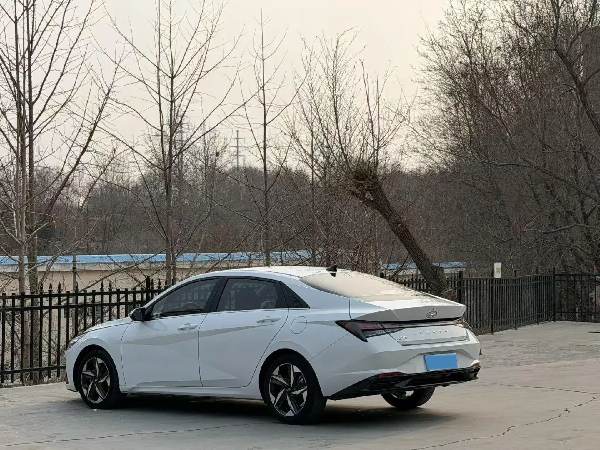 2021 Hyundai Elantra 1.5L 115HP L4 CVT,autocango,china used car exporter,china ev exporter,chinese used car exporter,chinese used ev exporter