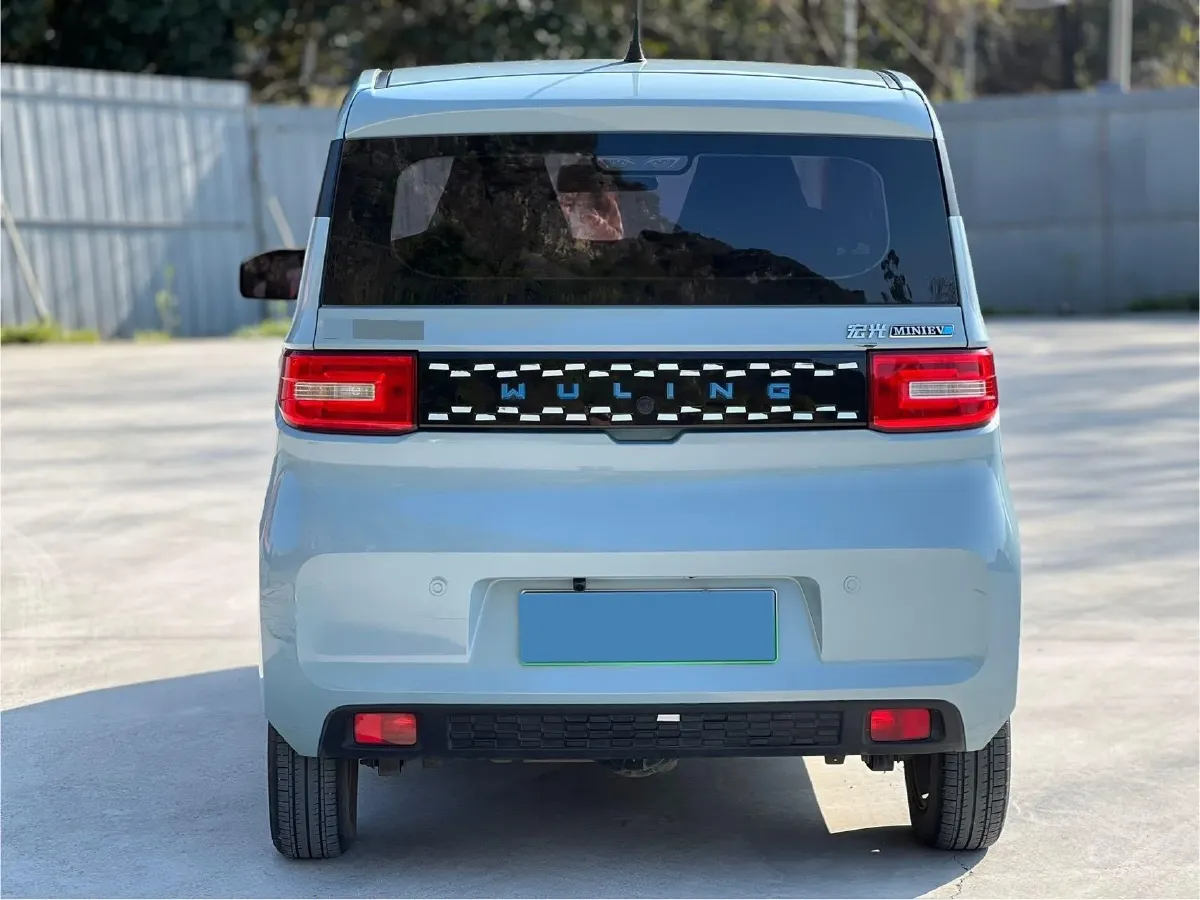 2021 WuLing HongGuang MINI EV BEV 13.8KWH,autocango,china used car exporter,china ev exporter,chinese used car exporter,chinese used ev exporter