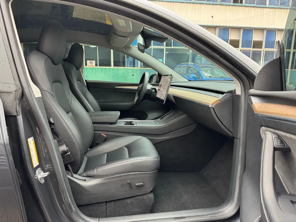 2021 Tesla Model Y BEV 60KWH,autocango,china used car exporter,china ev exporter,chinese used car exporter,chinese used ev exporter