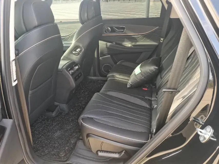 2024 Chery Tiggo 9 2.0T 261HP L4 7DCT,autocango,china used car exporter,china ev exporter,chinese used car exporter,chinese used ev exporter