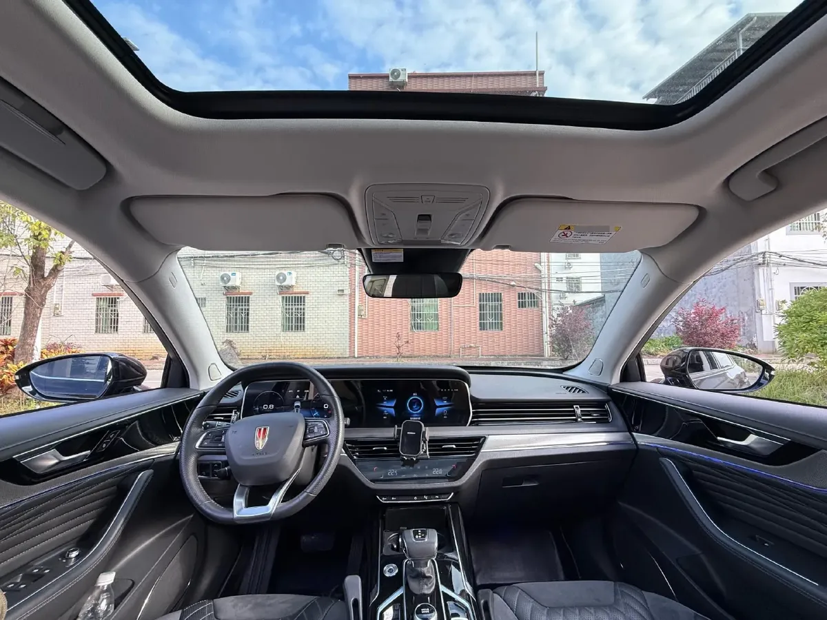 2022 HongQi HS5 2.0T 224HP L4 6AT,autocango,china used car exporter,china ev exporter,chinese used car exporter,chinese used ev exporter