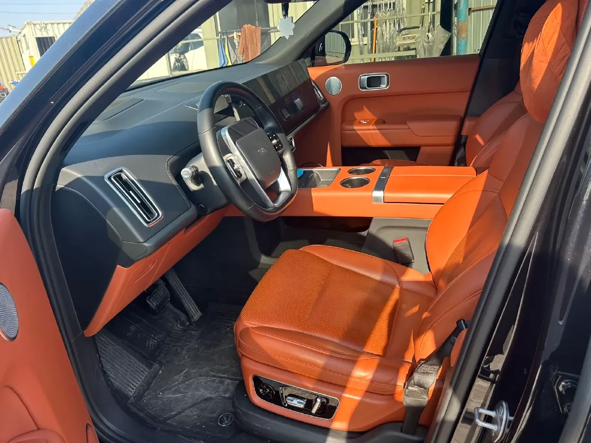 2023 Li L7 Range Extended 154HP REEV 40.9KWH,autocango,china used car exporter,china ev exporter,chinese used car exporter,chinese used ev exporter