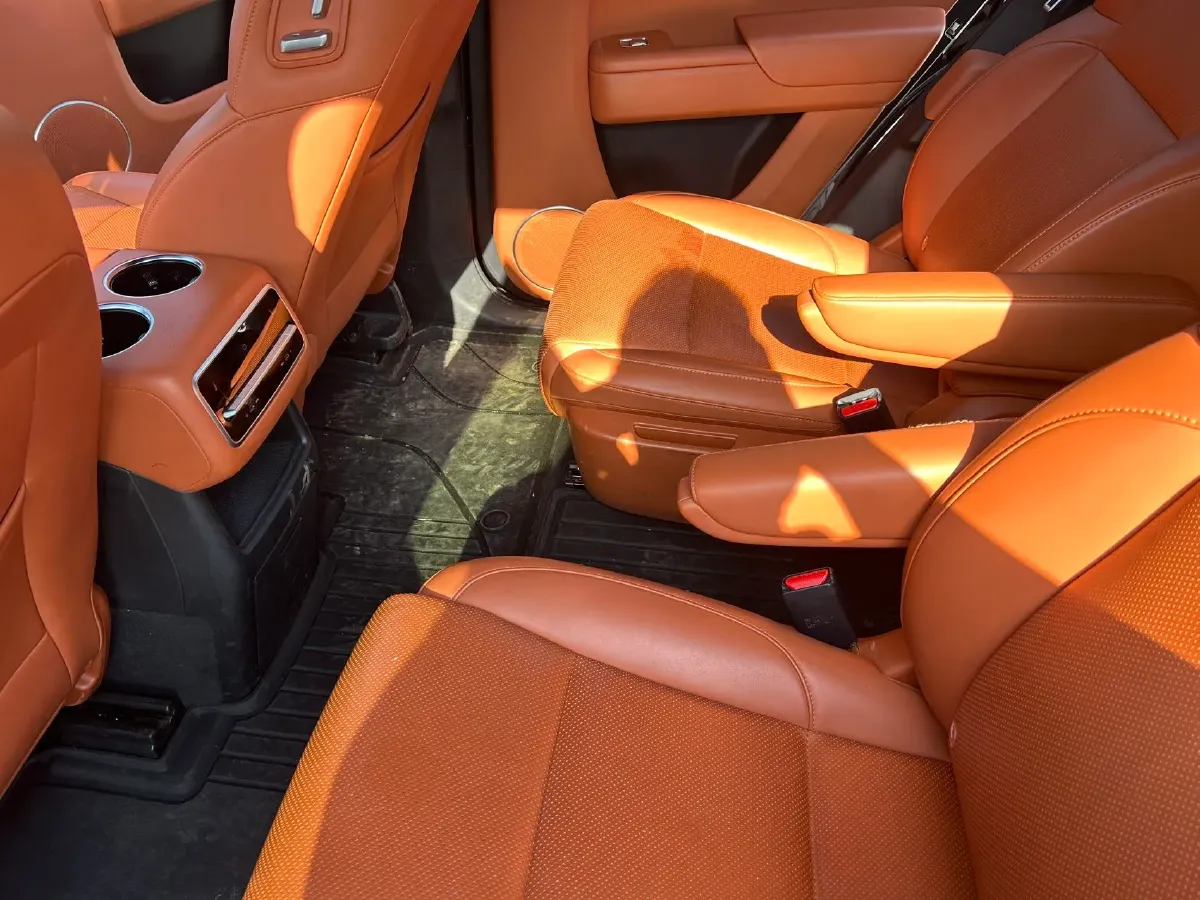 2023 Li L7 Range Extended 154HP REEV 40.9KWH,autocango,china used car exporter,china ev exporter,chinese used car exporter,chinese used ev exporter