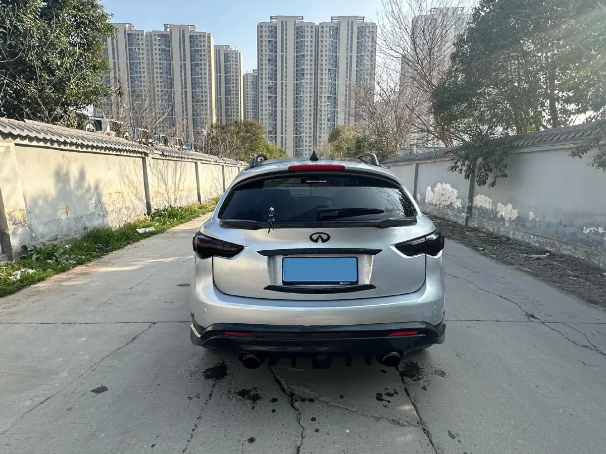 2010 Infiniti FX 3.5L 332HP V6 7AT,autocango,china used car exporter,china ev exporter,chinese used car exporter,chinese used ev exporter