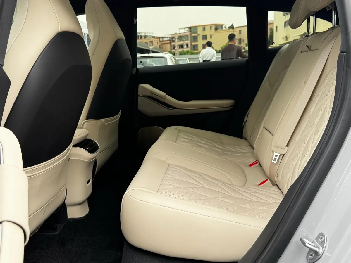 2025 NIO ET5T BEV,autocango,china used car exporter,china ev exporter,chinese used car exporter,chinese used ev exporter