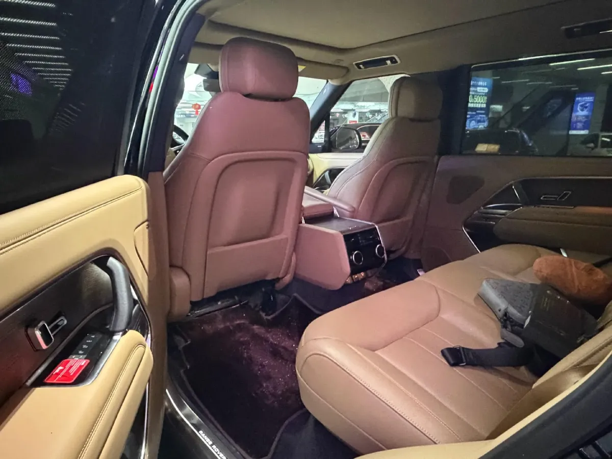 2025 Land Rover Range Rover 3.0T 400HP L6 8AT,autocango,china used car exporter,china ev exporter,chinese used car exporter,chinese used ev exporter