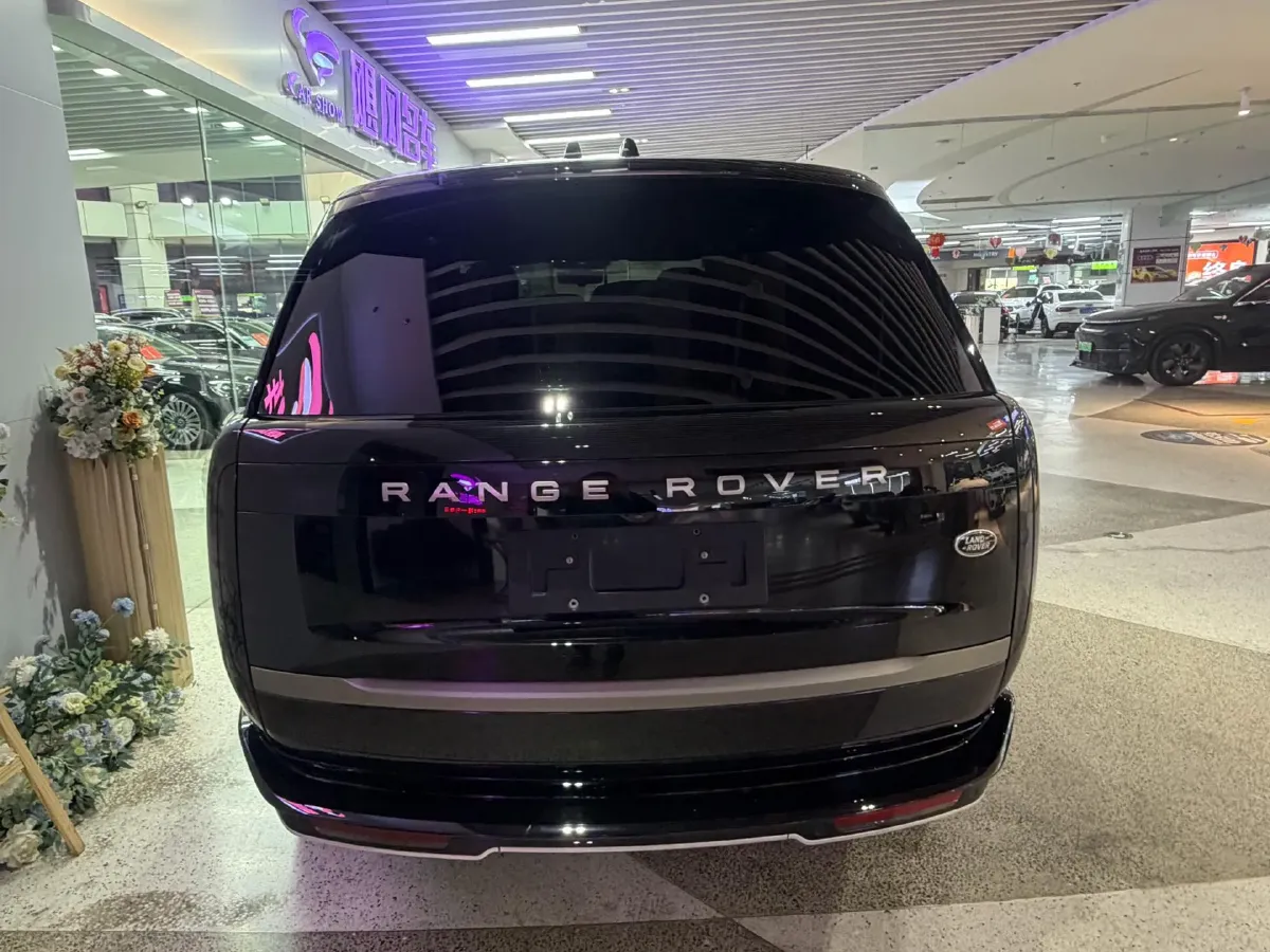2025 Land Rover Range Rover 3.0T 400HP L6 8AT,autocango,china used car exporter,china ev exporter,chinese used car exporter,chinese used ev exporter