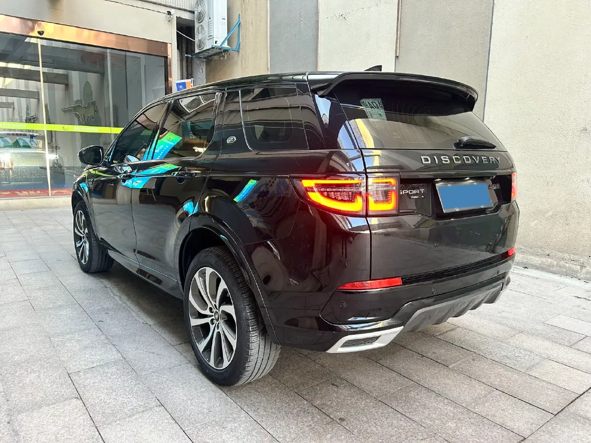 2020 Land Rover Discovery Sport 2.0T 249HP L4 9AT,autocango,china used car exporter,china ev exporter,chinese used car exporter,chinese used ev exporter
