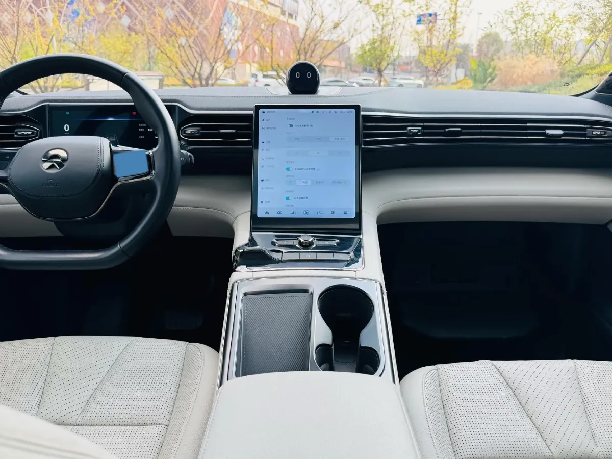 2020 NIO ES8 BEV 84KWH,autocango,china used car exporter,china ev exporter,chinese used car exporter,chinese used ev exporter