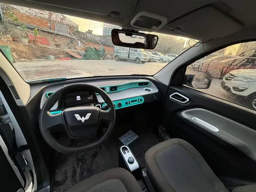 2020 WuLing HongGuang MINI EV BEV 13.8KWH,autocango,china used car exporter,china ev exporter,chinese used car exporter,chinese used ev exporter