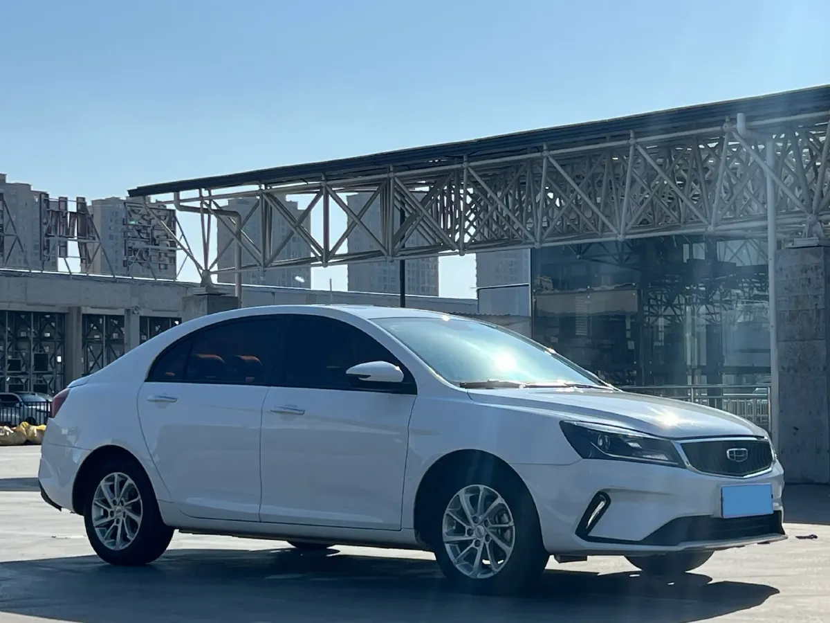 2021 BaoJun 530 1.5T 147HP L4 CVT,autocango,china used car exporter,china ev exporter,chinese used car exporter,chinese used ev exporter