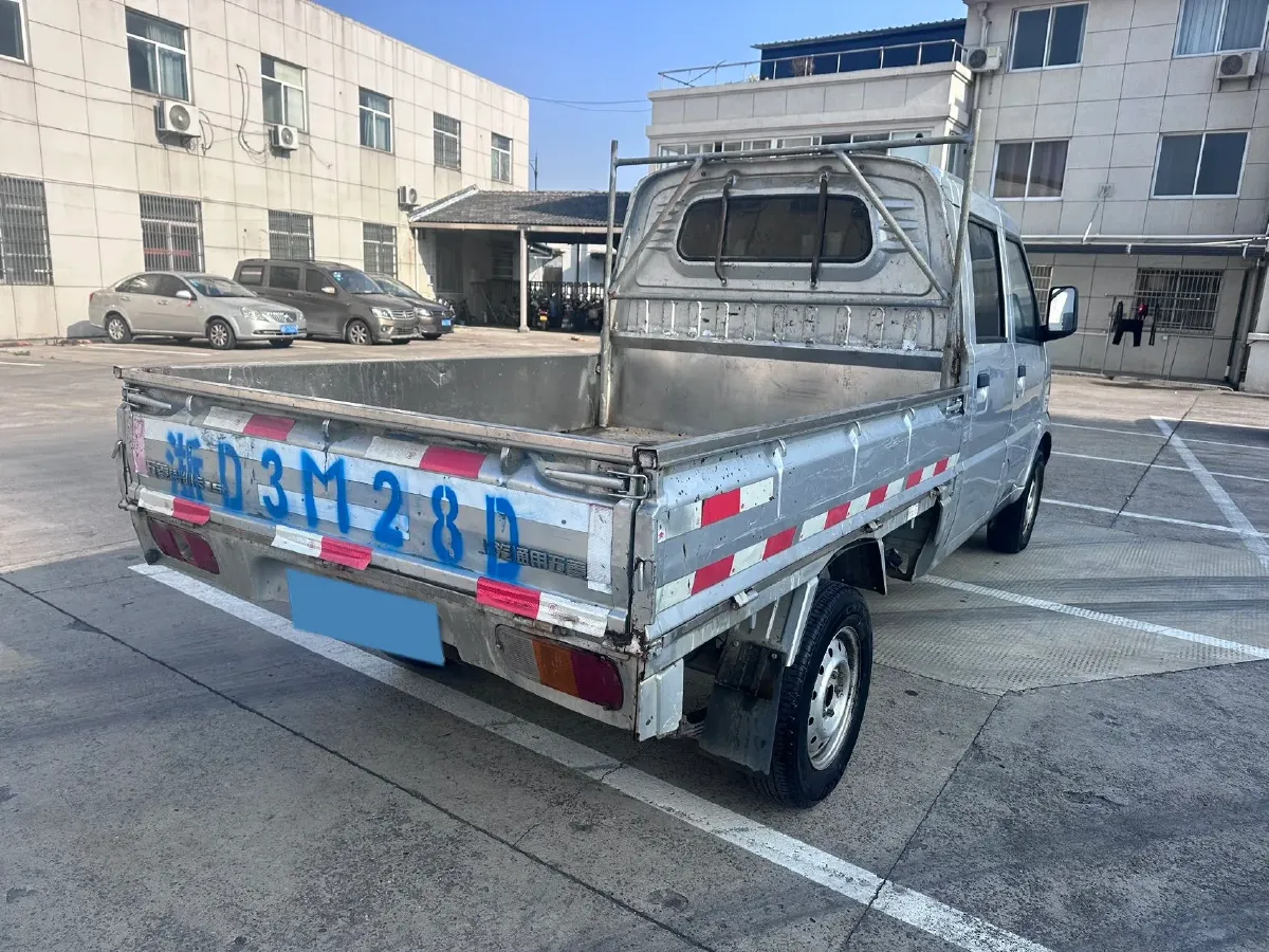 2019 WuLing RongGuang Mini Truck 1.5L 107HP L4 5MT,autocango,china used car exporter,china ev exporter,chinese used car exporter,chinese used ev exporter