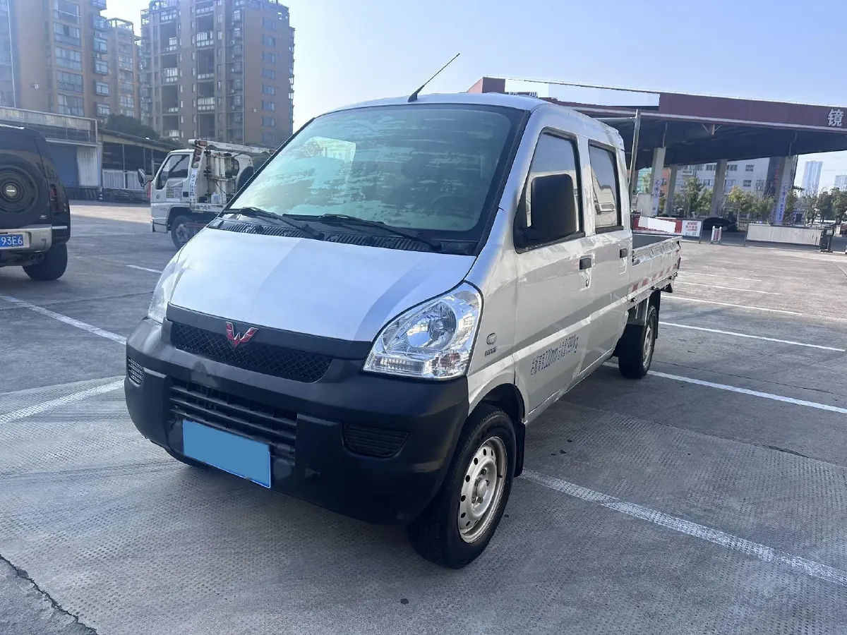 2019 WuLing RongGuang Mini Truck 1.5L 107HP L4 5MT,autocango,china used car exporter,china ev exporter,chinese used car exporter,chinese used ev exporter