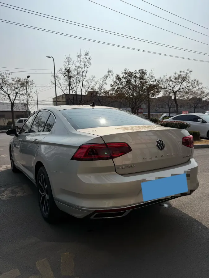 2020 Volkswagen Magotan 2.0T 186HP L4 7DCT,autocango,china used car exporter,china ev exporter,chinese used car exporter,chinese used ev exporter