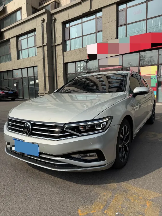 2020 Volkswagen Magotan 2.0T 186HP L4 7DCT,autocango,china used car exporter,china ev exporter,chinese used car exporter,chinese used ev exporter