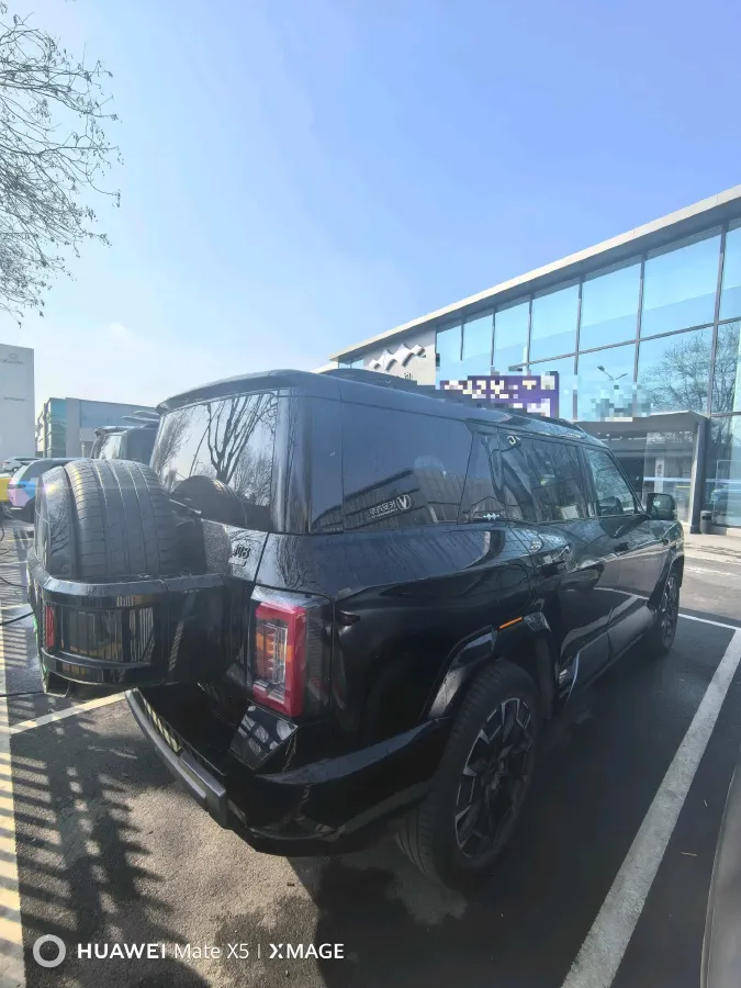 2025 FangChengBao Bao 8 2.0T 245HP L4 E-CVT PHEV 36.8KWH,autocango,china used car exporter,china ev exporter,chinese used car exporter,chinese used ev exporter