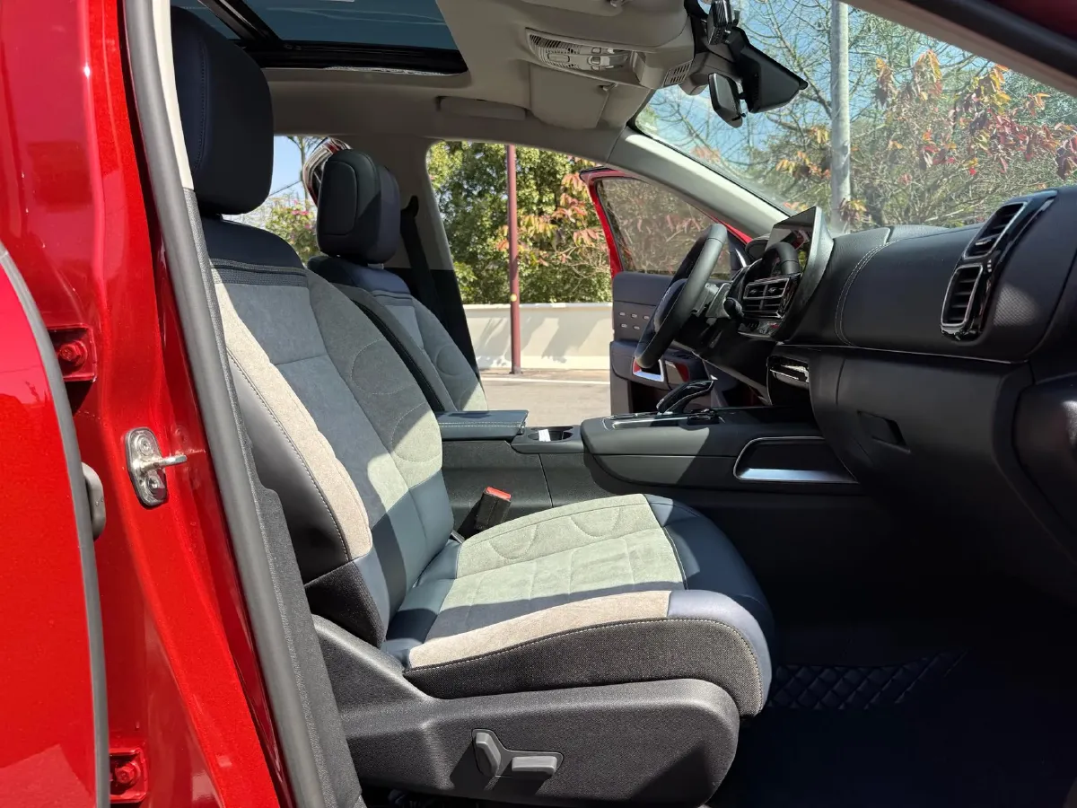 2022 Geely Monjaro 1.5T 150HP L3 3DHT Hybrid,autocango,china used car exporter,china ev exporter,chinese used car exporter,chinese used ev exporter