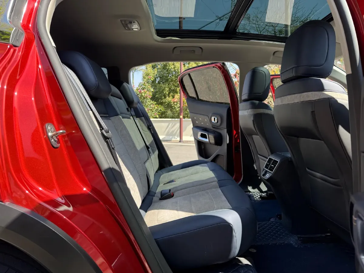 2022 Geely Monjaro 1.5T 150HP L3 3DHT Hybrid,autocango,china used car exporter,china ev exporter,chinese used car exporter,chinese used ev exporter