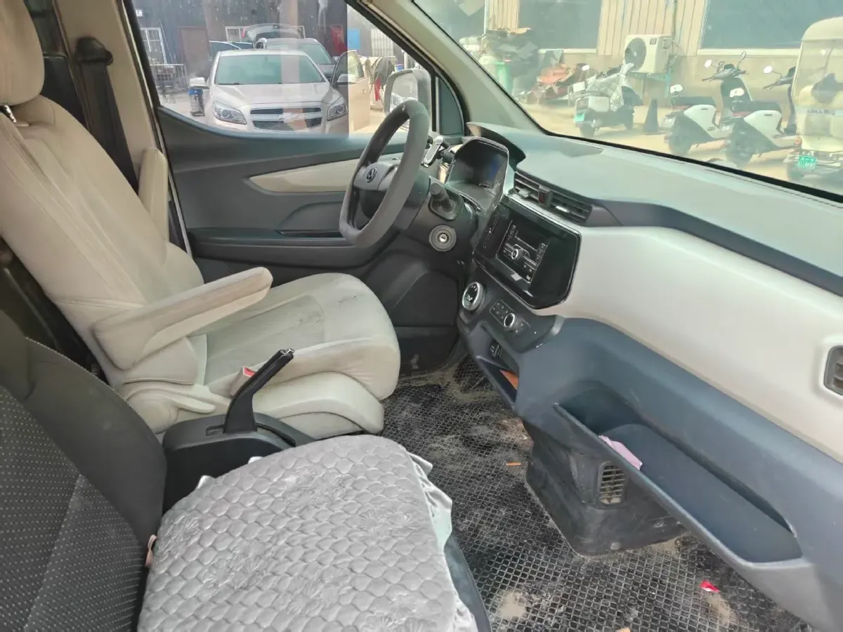 2021 Bestune T77 1.5T 169HP L4 7DCT,autocango,china used car exporter,china ev exporter,chinese used car exporter,chinese used ev exporter