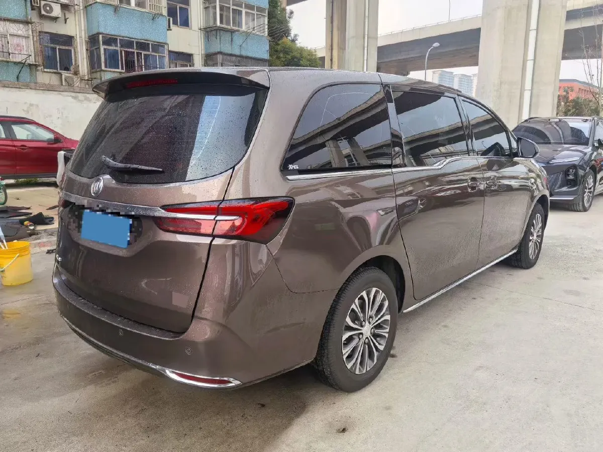 2023 Buick GL8 2.0T 237HP L4 9AT,autocango,china used car exporter,china ev exporter,chinese used car exporter,chinese used ev exporter