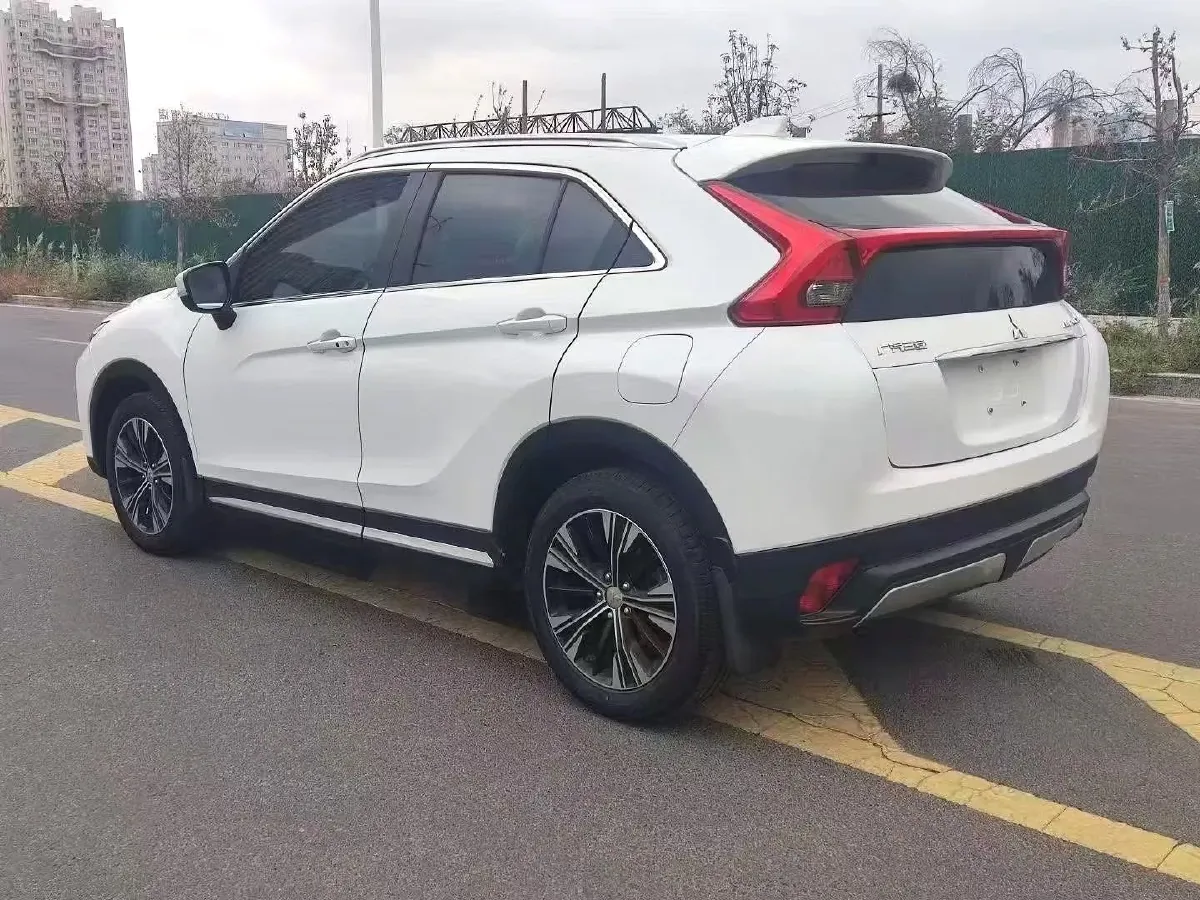 2018 Mitsubishi Eclipse Cross 1.5T 170HP L4 CVT,autocango,china used car exporter,china ev exporter,chinese used car exporter,chinese used ev exporter